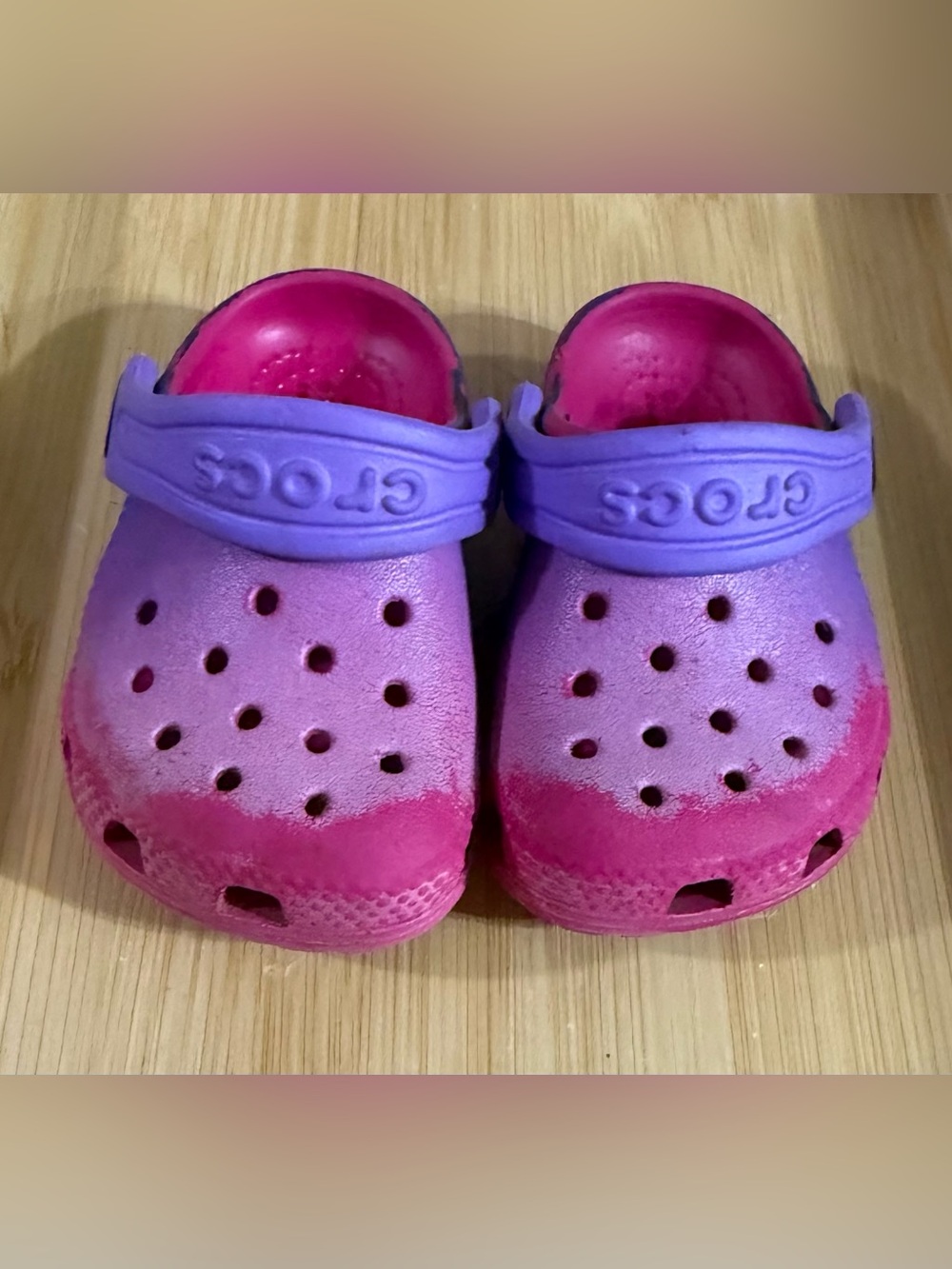Crocs Baby Girl Infants Size C4 Pink Purple